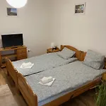Global Panzió 3*