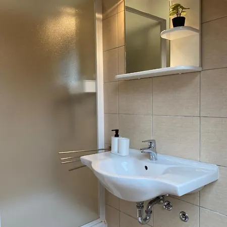 Global Apartmanhaz Bed & Breakfast
