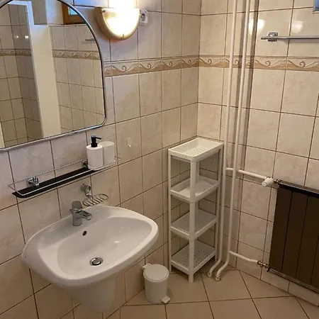 Global Apartmanhaz