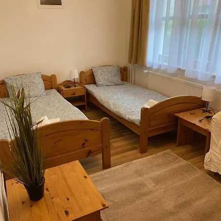 Global Apartmanhaz 3* 沃尼奥尔茨沃什海吉
