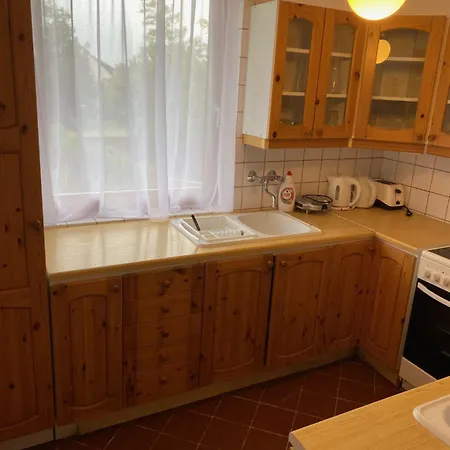 Global Apartmanhaz