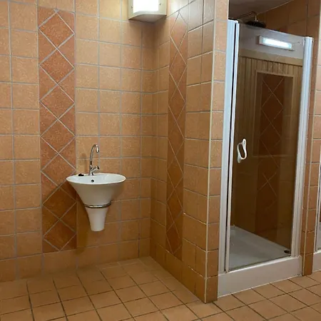 Global Apartmanhaz * Vonyarcvashegy