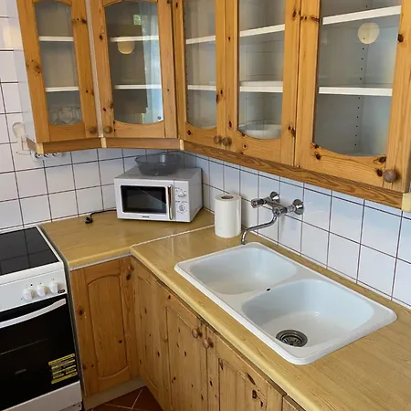 Global Apartmanhaz