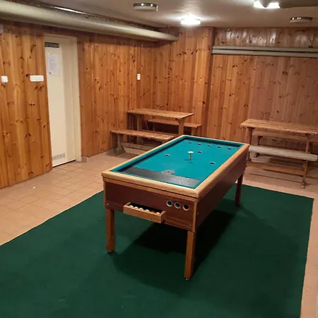 Global Apartmanhaz Bed & Breakfast Vonyarcvashegy