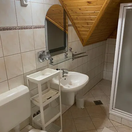 住宿加早餐酒店 Global Apartmanhaz 3*